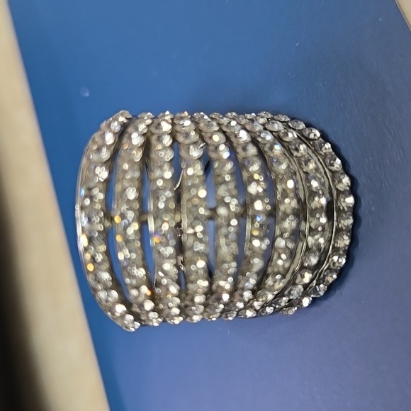 Silver Tone Rhnistones Ring Size 6 - Picture 9 of 17